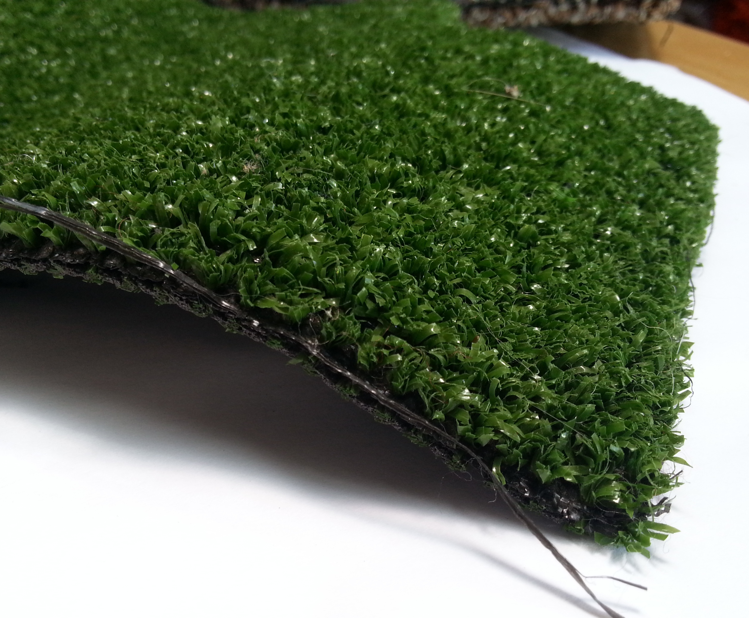 Artifcial Grass 1 83 wide 20 metres Olive heavy